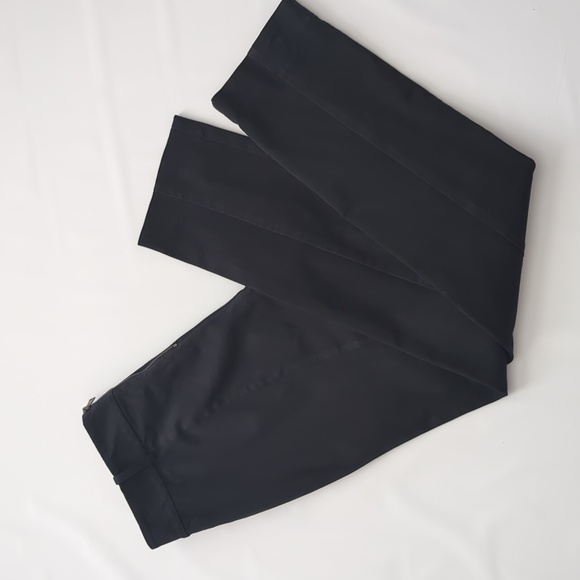Ann Taylor Back Zip Seamed Slim Straight Stretch Pant size 8 Black - Picture 10 of 10